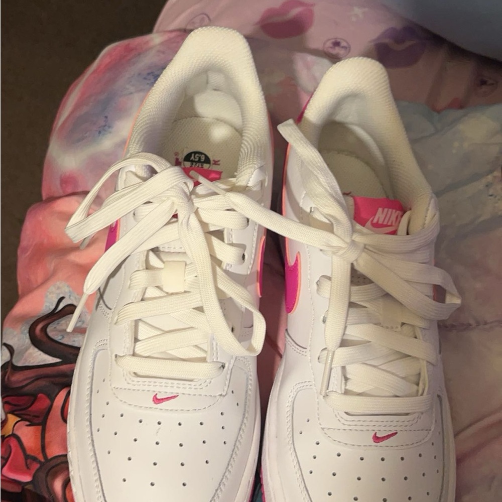 Nike White and Pink Low-Top Sneakers with Perforated Design